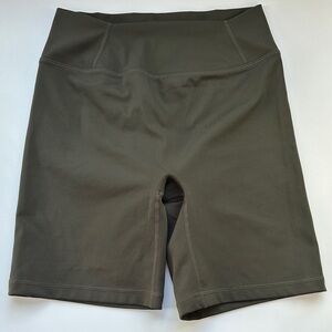 Oner Active Timeless High Waisted Khaki Shorts